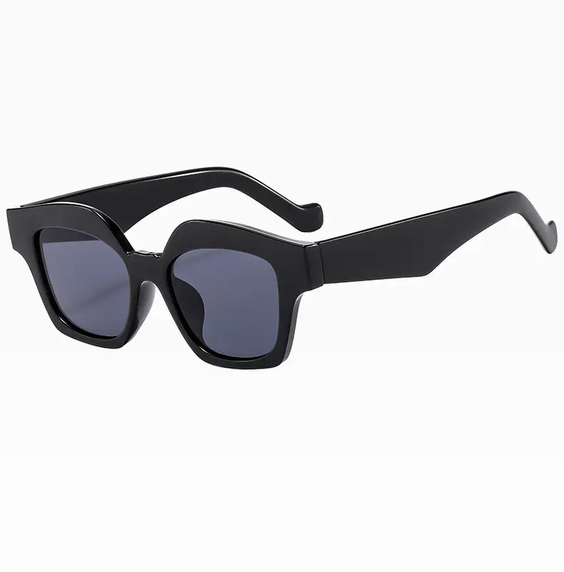 Square Sunglasses for Women Brown Leopard Print — feature 11