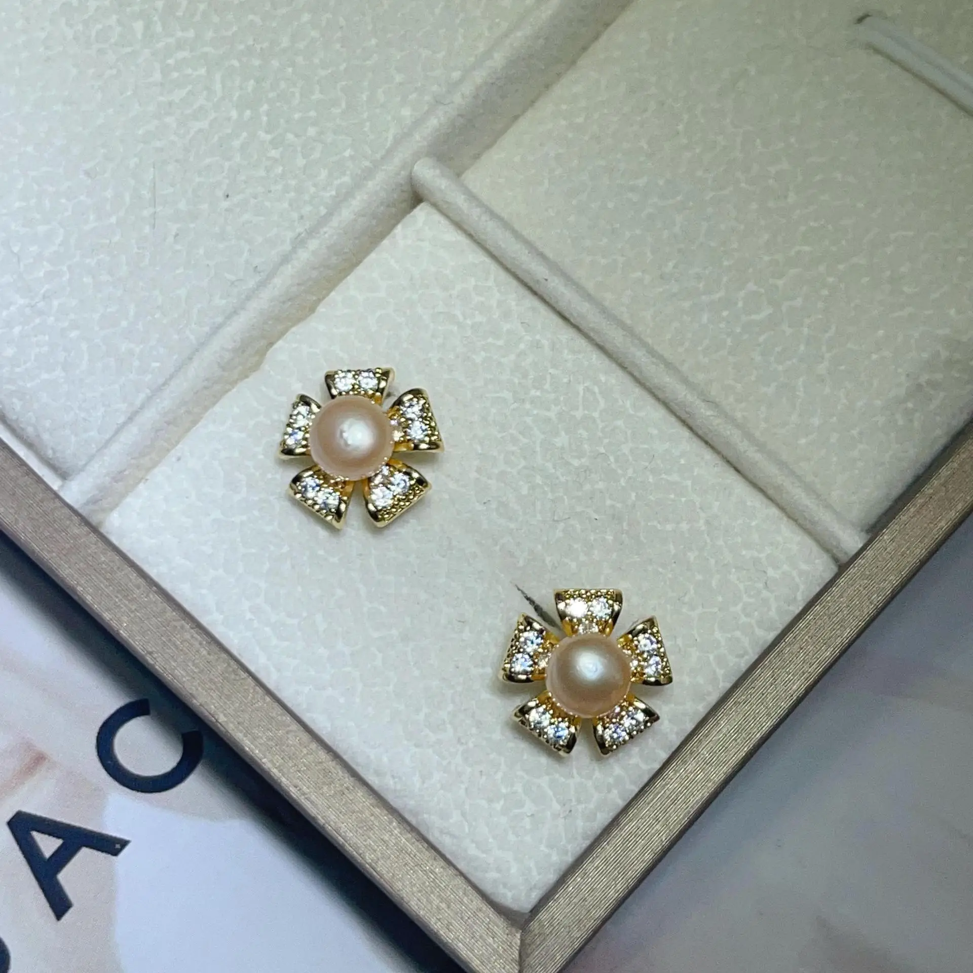 S925 Silver Pearl Flower Earrings 6-7mm Zircon — feature 7