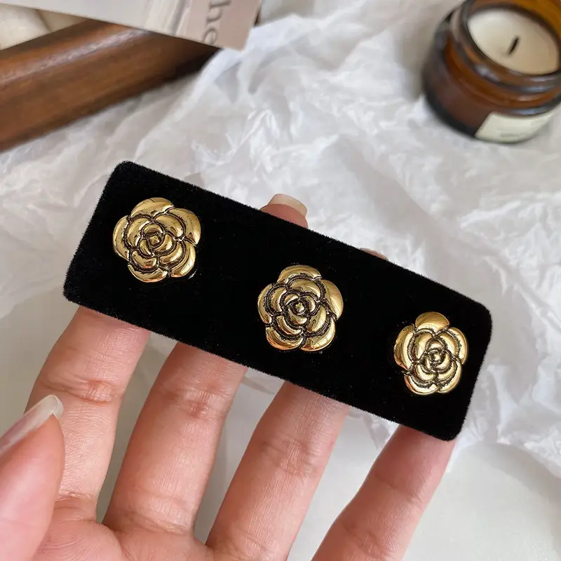 Black Velvet Rose Embroidered Hair Clips for Women - Image 2