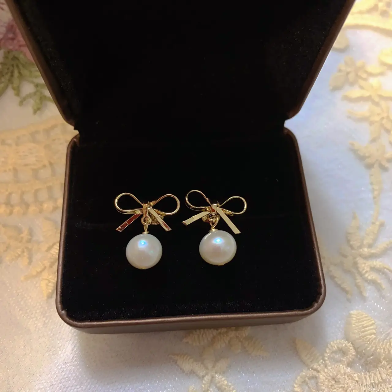 Vintage French Bow Pearl Earrings Gold