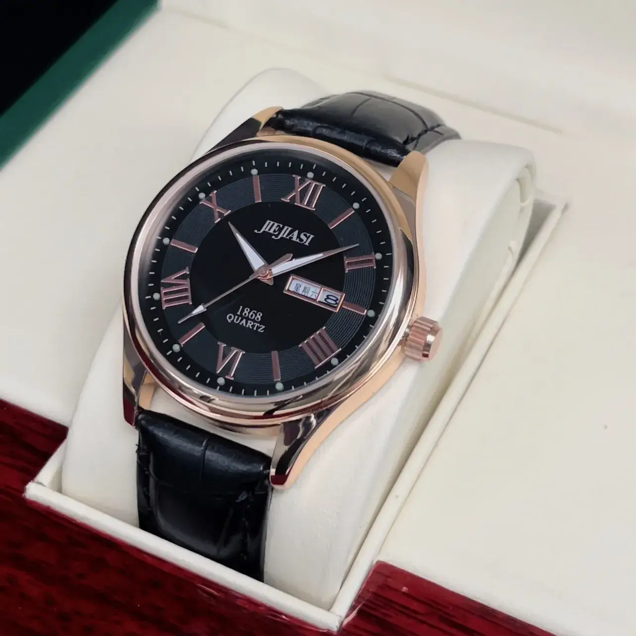 Jiejias Waterproof Men's Quartz Watch with Live Calendar - Image 3