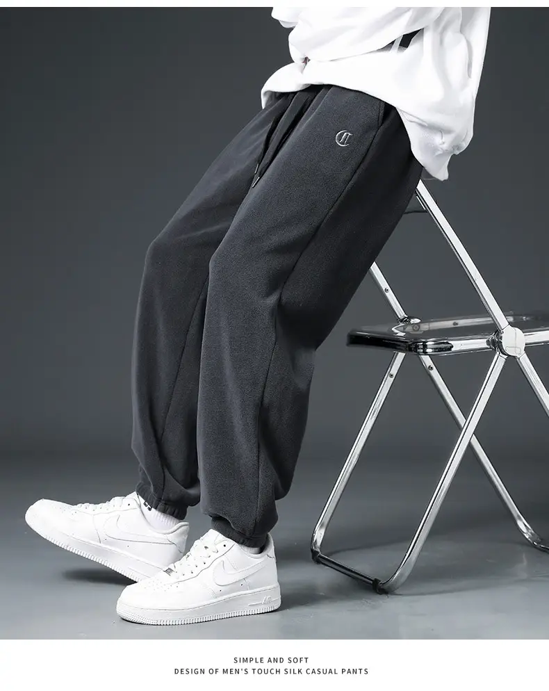 Men Black Fleece Lined Ankle Tied Sweatpants — feature 16