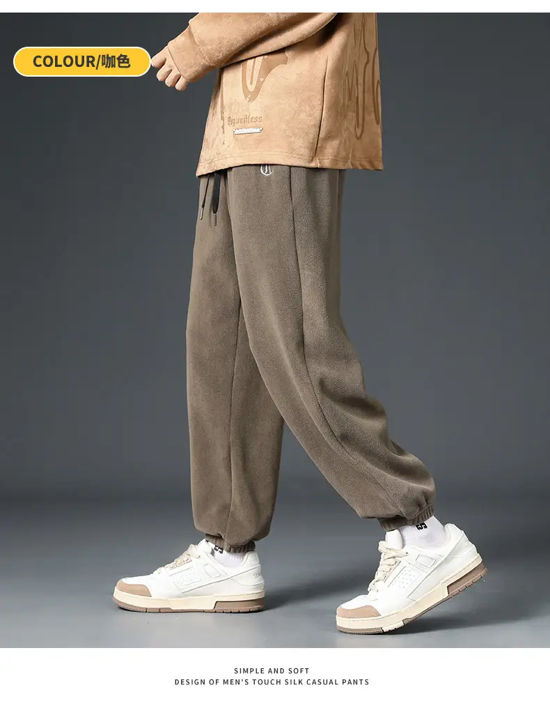 Men Black Fleece Lined Ankle Tied Sweatpants — feature 17