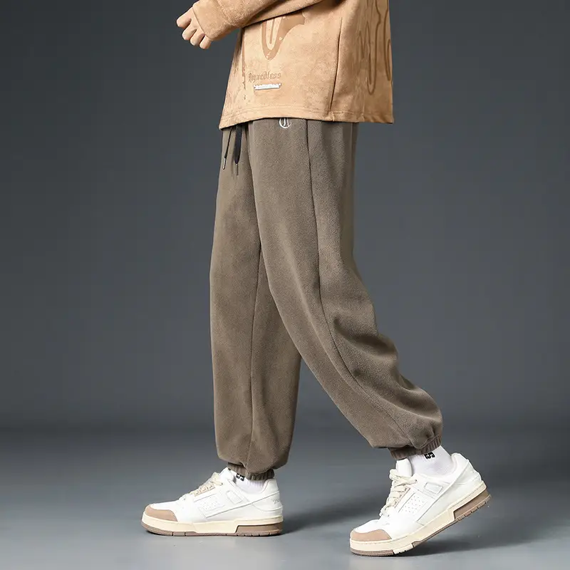 Men Black Fleece Lined Ankle Tied Sweatpants