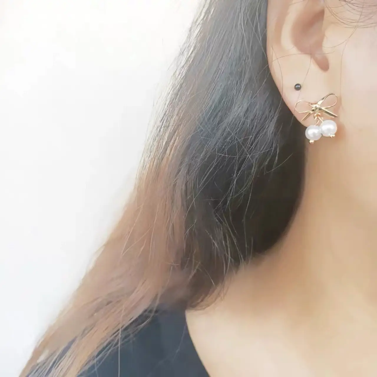 Natural Pearl Bow Earrings for Women - Image 2