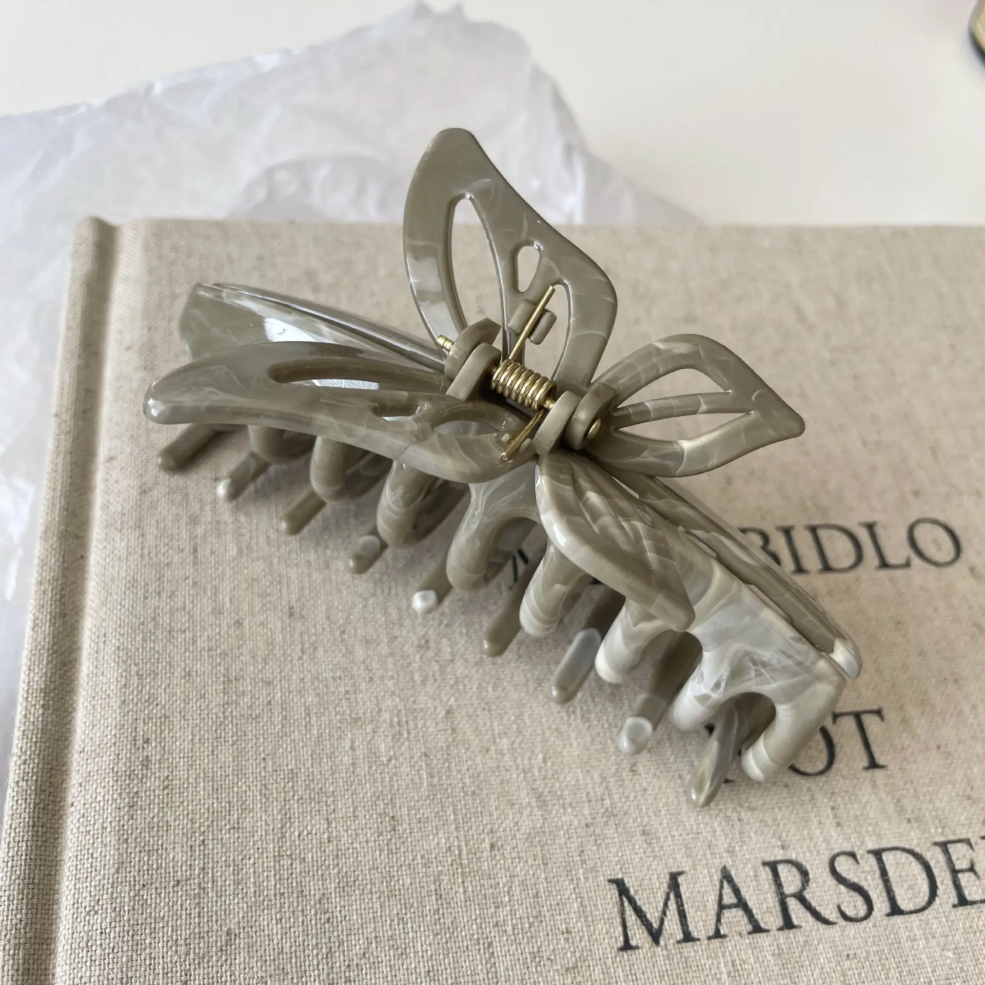 Butterfly Hair Clip High-End Metal Fairy Elegant — feature 44