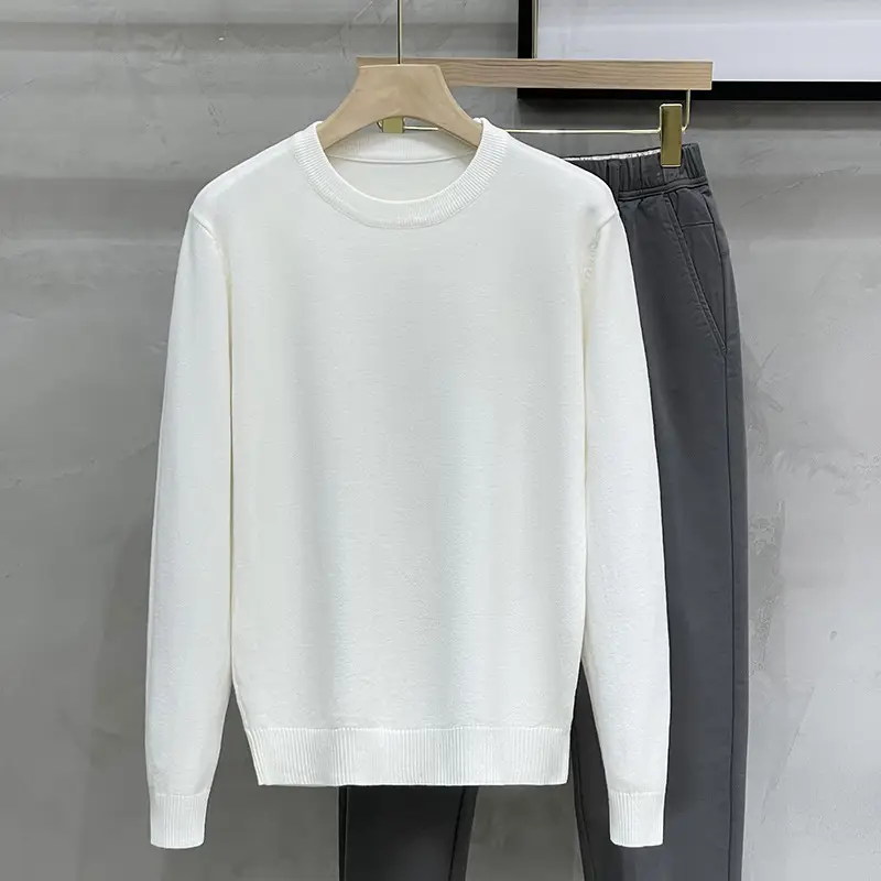 Men's White Round Neck Sweatshirt 2023 - Image 2