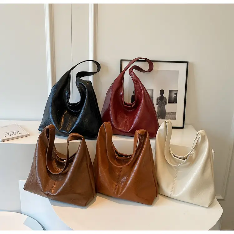 Women's Large Capacity Leather Bucket Bag Tan 2023 — feature 27