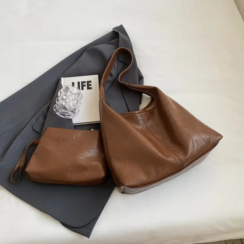 Women's Large Capacity Leather Bucket Bag Tan 2023 - Image 2