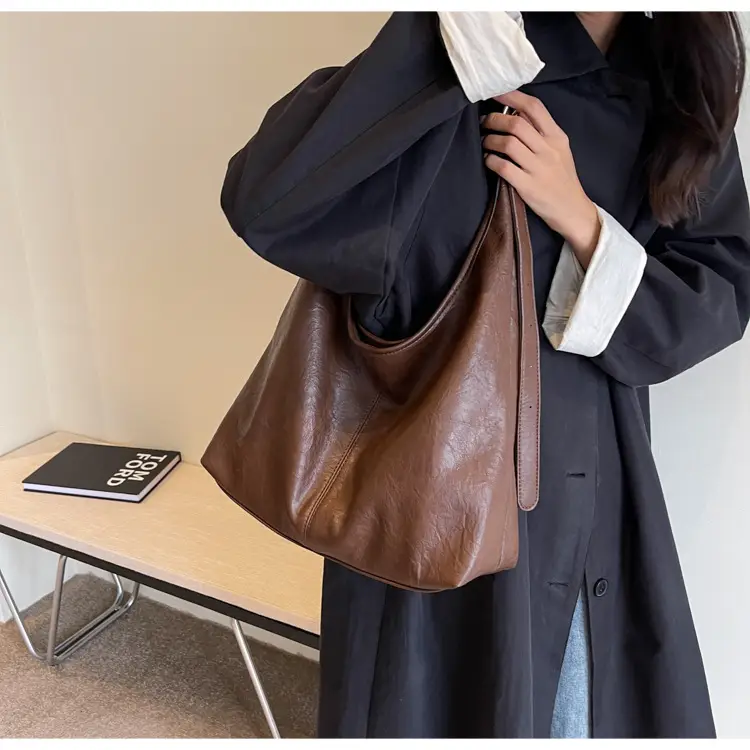 Black Leather Shoulder Bag for Women 2023 New Fashion — feature 10