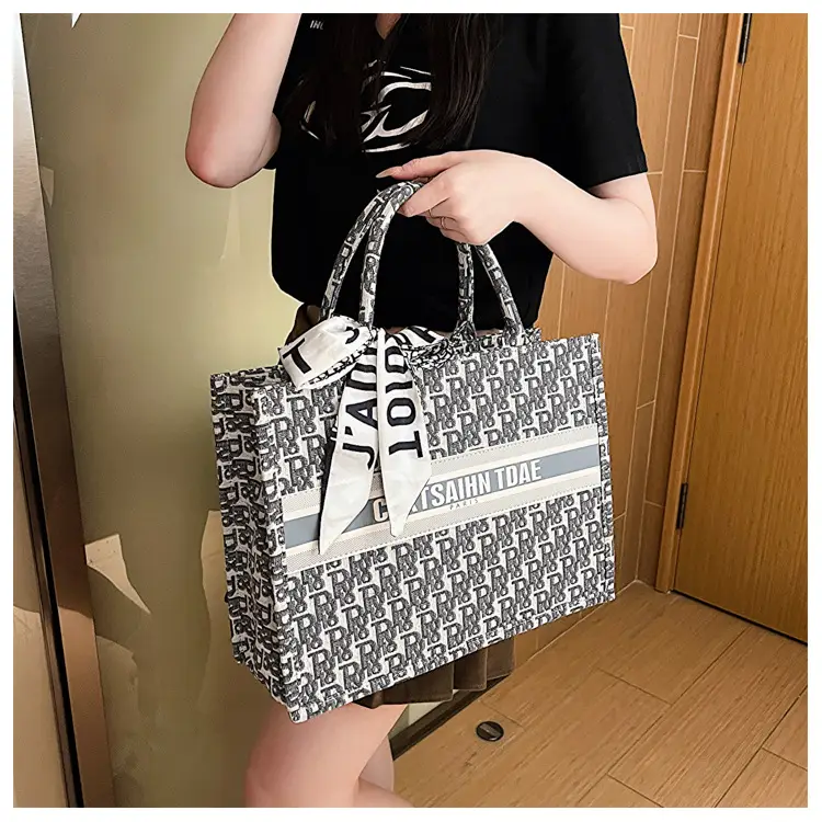 Women Cross-Border Fabric Shoulder Tote Bag 2025 Trendy Large Capacity — feature 60