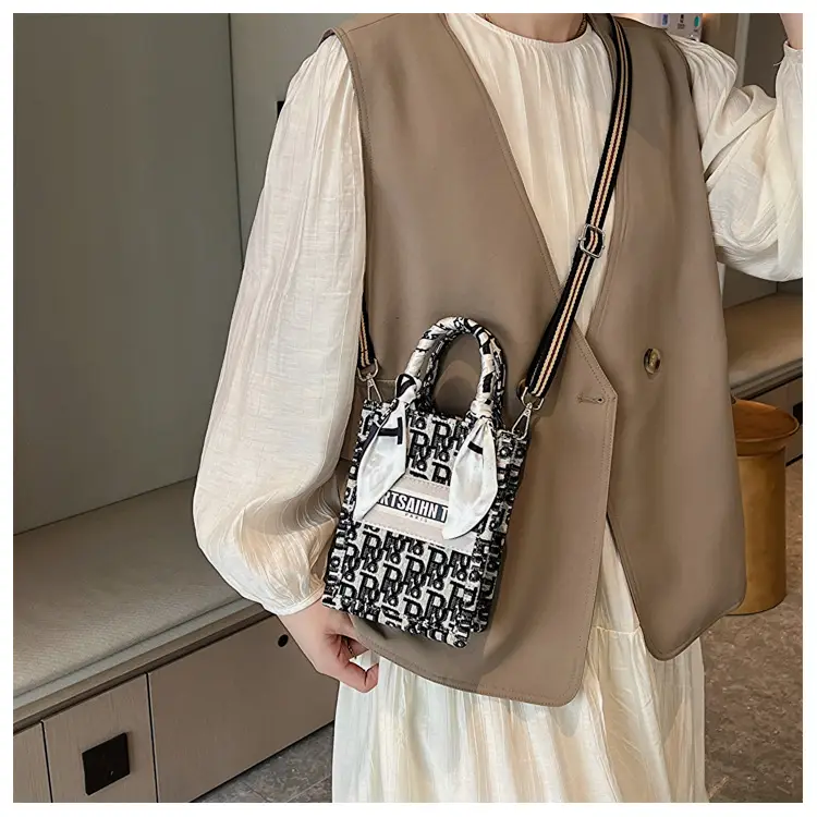 Women Cross-Border Fabric Shoulder Tote Bag 2025 Trendy Large Capacity — feature 63