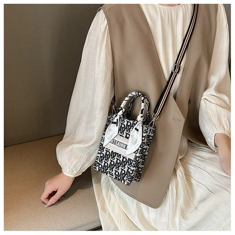 Women Cross-Border Fabric Shoulder Tote Bag 2025 Trendy Large Capacity — feature 64