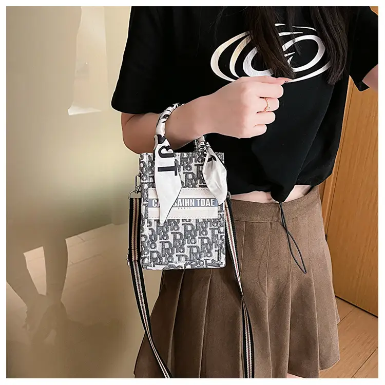 Women Cross-Border Fabric Shoulder Tote Bag 2025 Trendy Large Capacity — feature 65