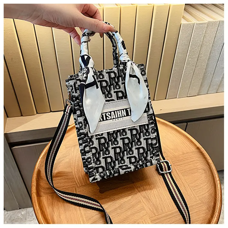 Women Cross-Border Fabric Shoulder Tote Bag 2025 Trendy Large Capacity - Image 3