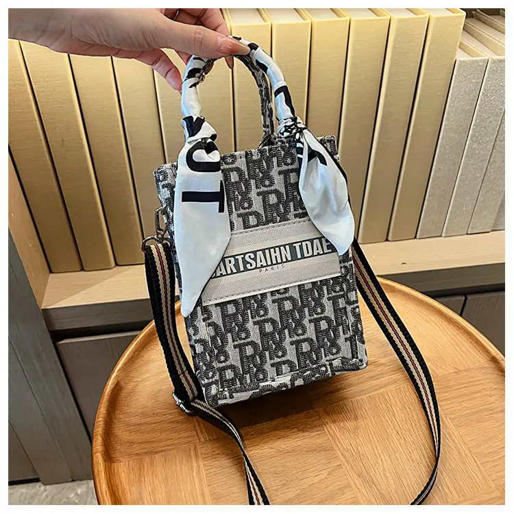 Women Cross-Border Fabric Shoulder Tote Bag 2025 Trendy Large Capacity - Image 6