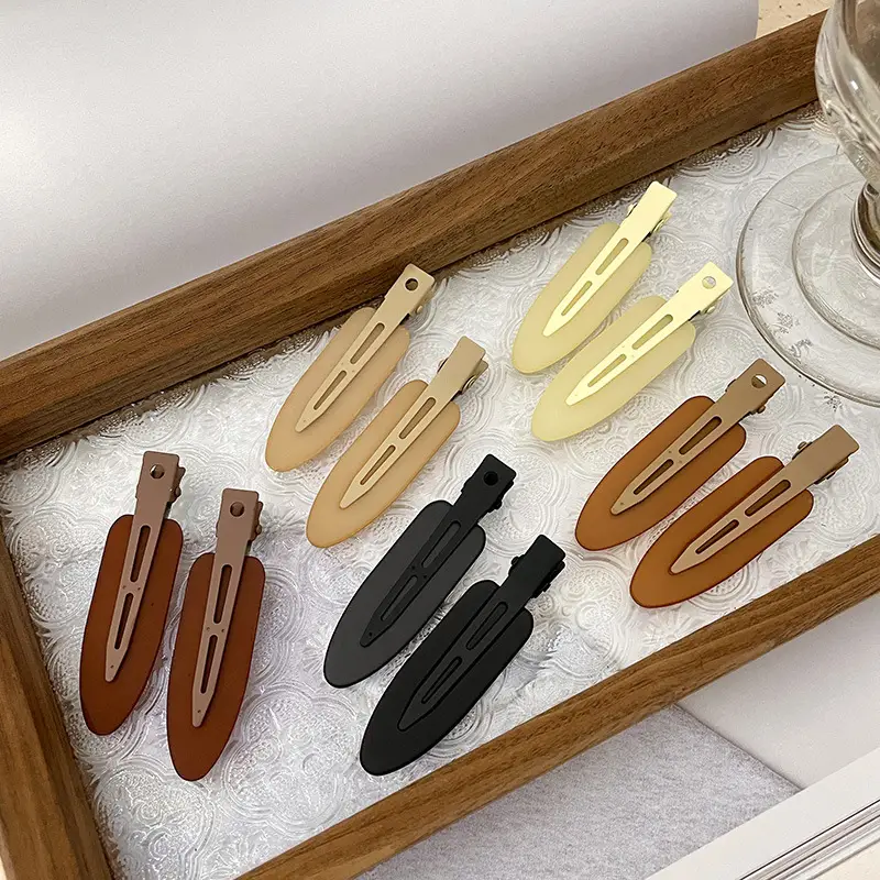 Vintage Melard Style Hair Clips for Women - Image 8