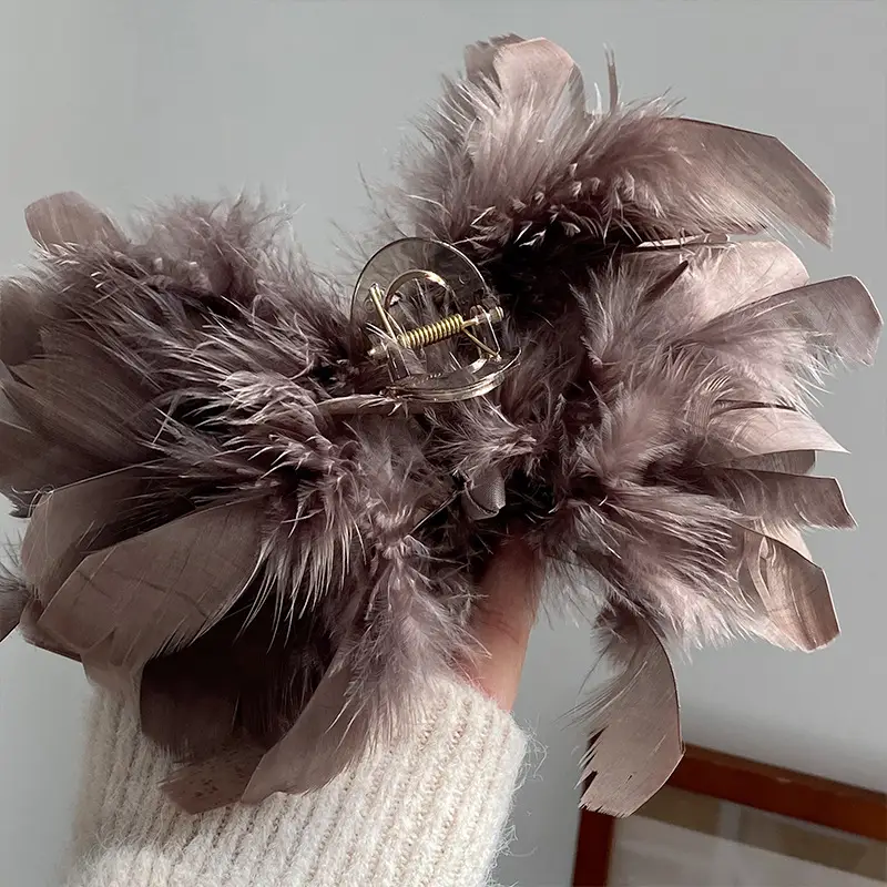 Elegant Feather Hairpin for Women Large Clip Back - Image 3