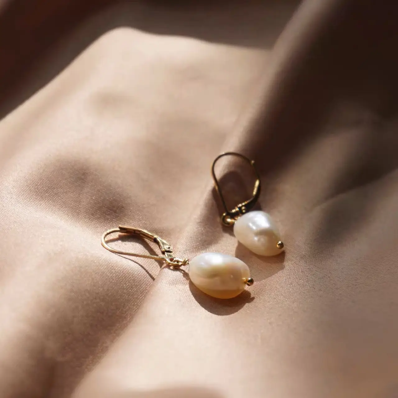 14K Gold Pearl Earrings for Women - Image 3