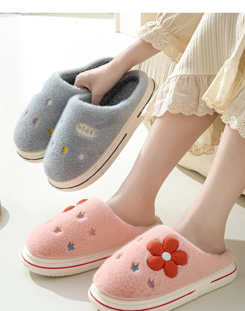 Online popular cotton slippers couple home indoor non-slip winter thickened warm woolen slippers wholesale one-piece delivery — feature 13