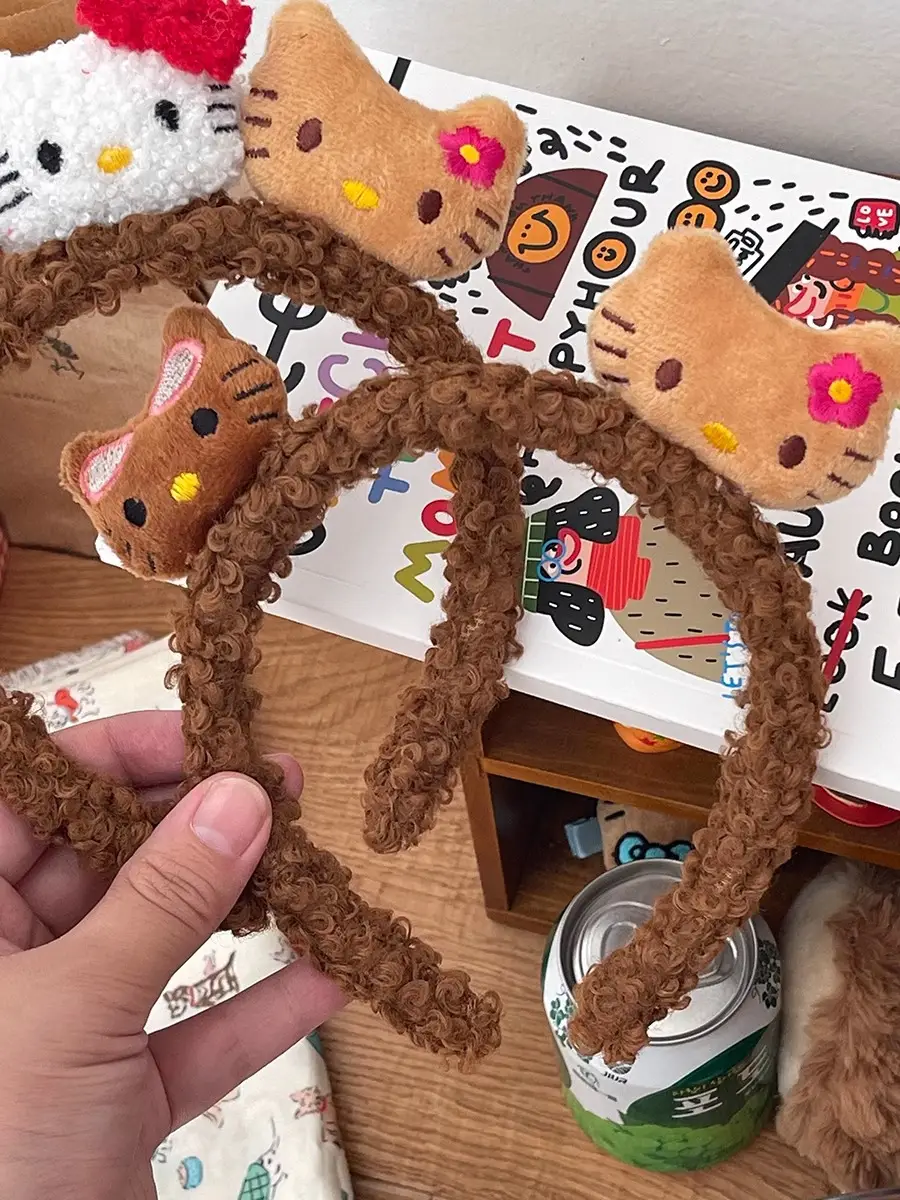 Hello Kitty Plush Cat Headband with Anti-Pressure Hair Accessories — feature 2