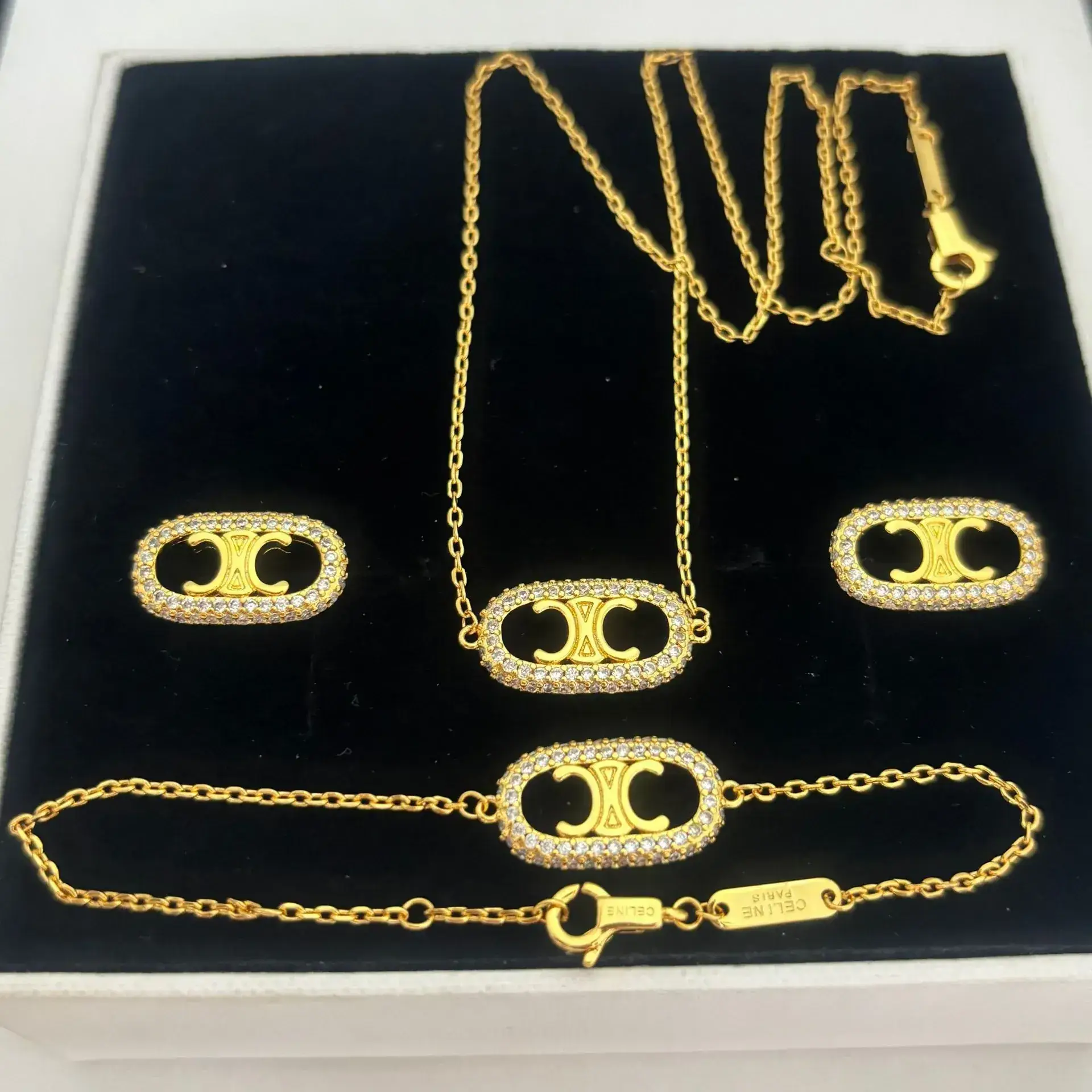 Gold Full Diamond Necklace with Cross-Border Design — feature 11