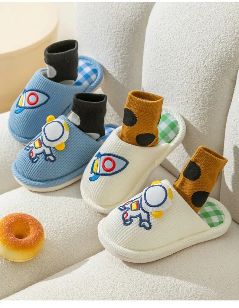 Xinwang cartoon linen slippers children's Four Seasons home wooden floor household mute cotton linen sweat-absorbent slippers with hair — feature 18