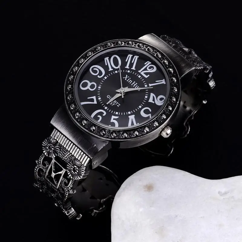 Women's Black Crystal Bracelet Watch with Diamond Dial