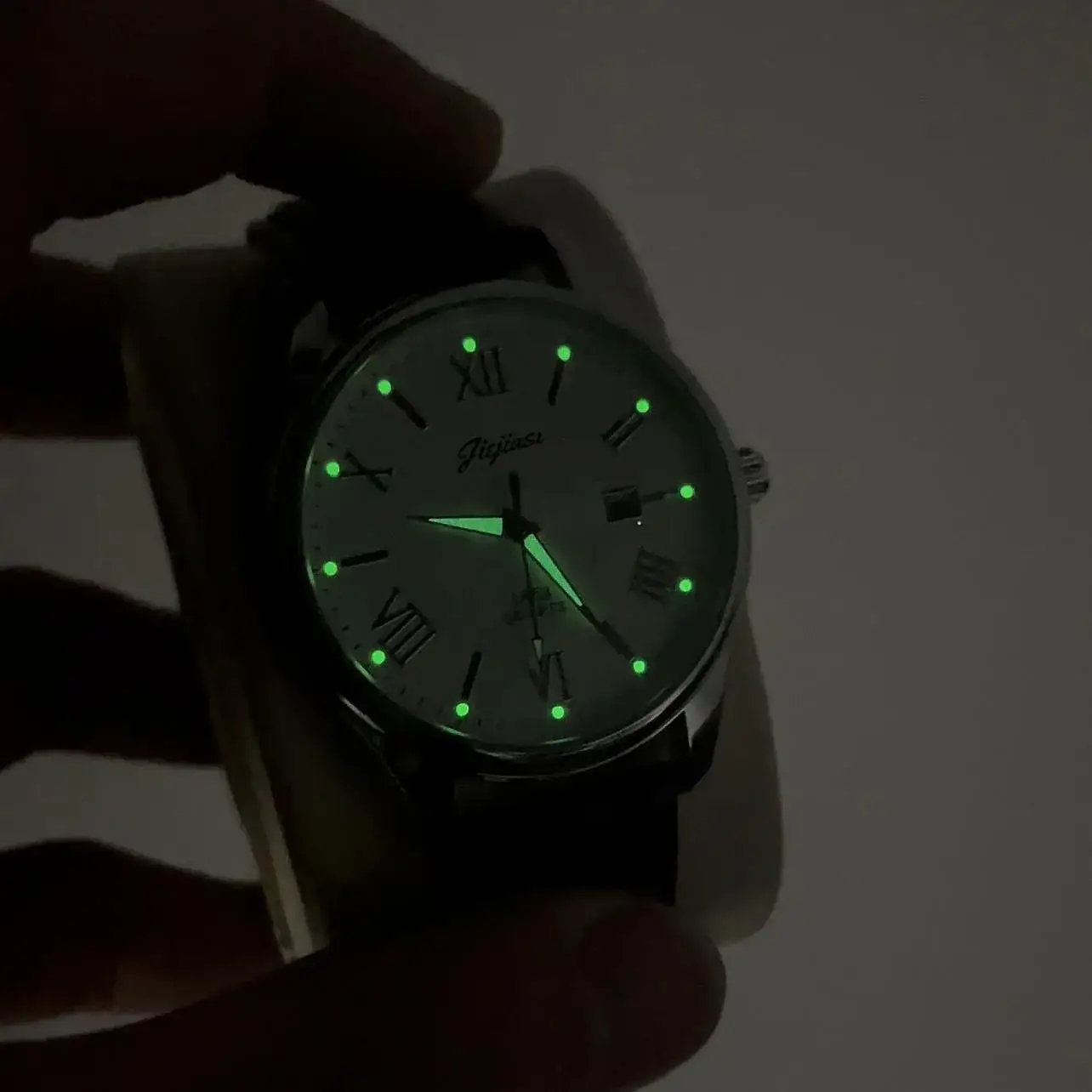 Jiejiasi Ultra-Thin Luminous Quartz Men's Watch - Image 9