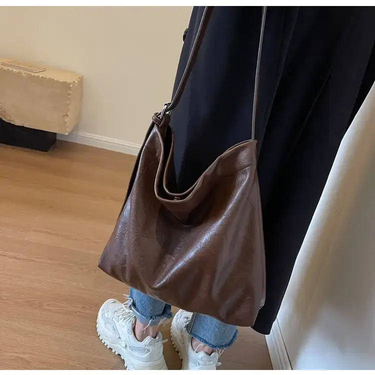 Retro Brown Leather Tote Bag for Women — feature 29
