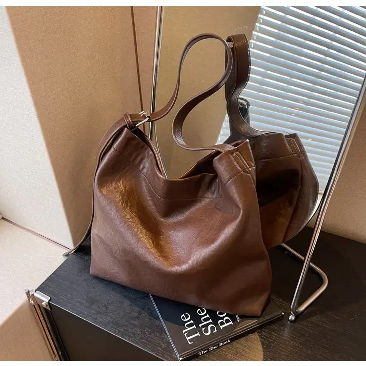Retro Brown Leather Tote Bag for Women — feature 33
