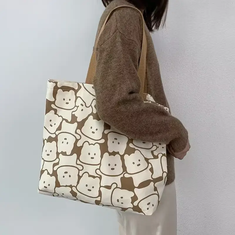 Black Printed Shoulder Bag Large Capacity Travel Tote — feature 8