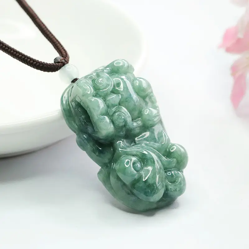 Guan Yu Jade Pendant Full Color Overlord Pixiu Necklace - Image 4
