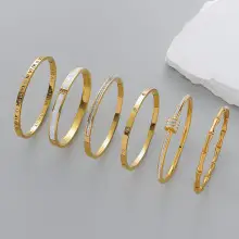 Freshwater Pearl Bracelet for Women with Rabbit Diamond Pendant — feature 15