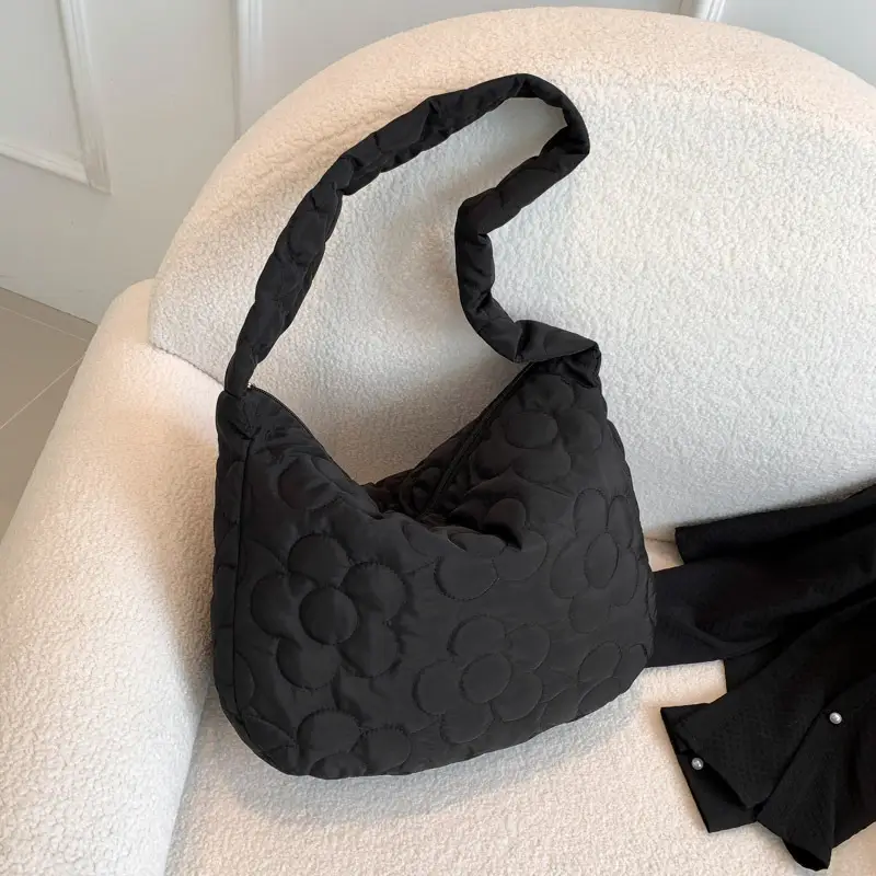 Black Quilted Shoulder Bag for Women 2023 Winter - Image 7