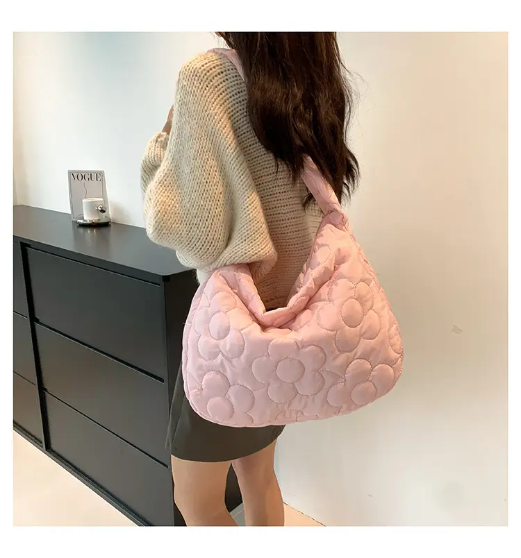 Black Quilted Shoulder Bag for Women 2023 Winter — feature 22