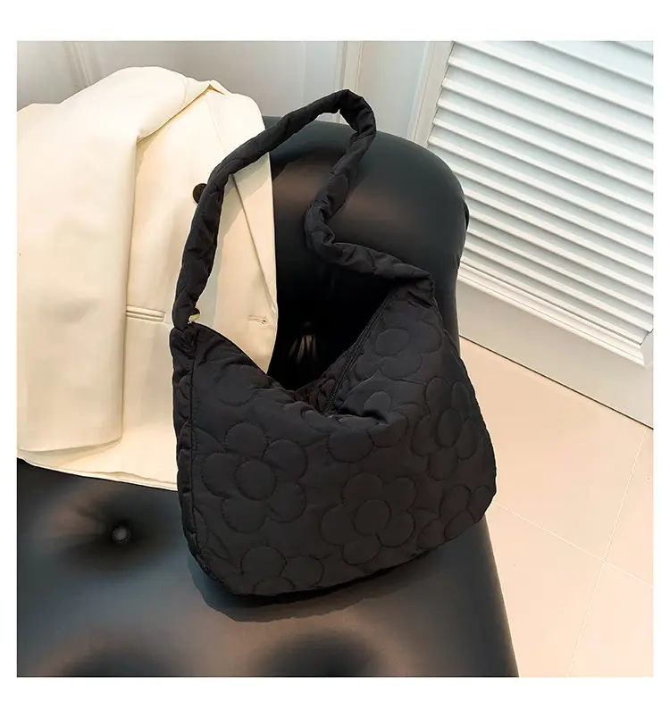 Black Quilted Shoulder Bag for Women 2023 Winter — feature 24