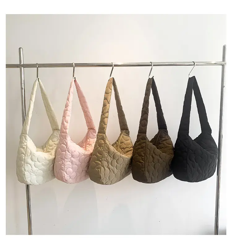 Black Quilted Shoulder Bag for Women 2023 Winter — feature 28