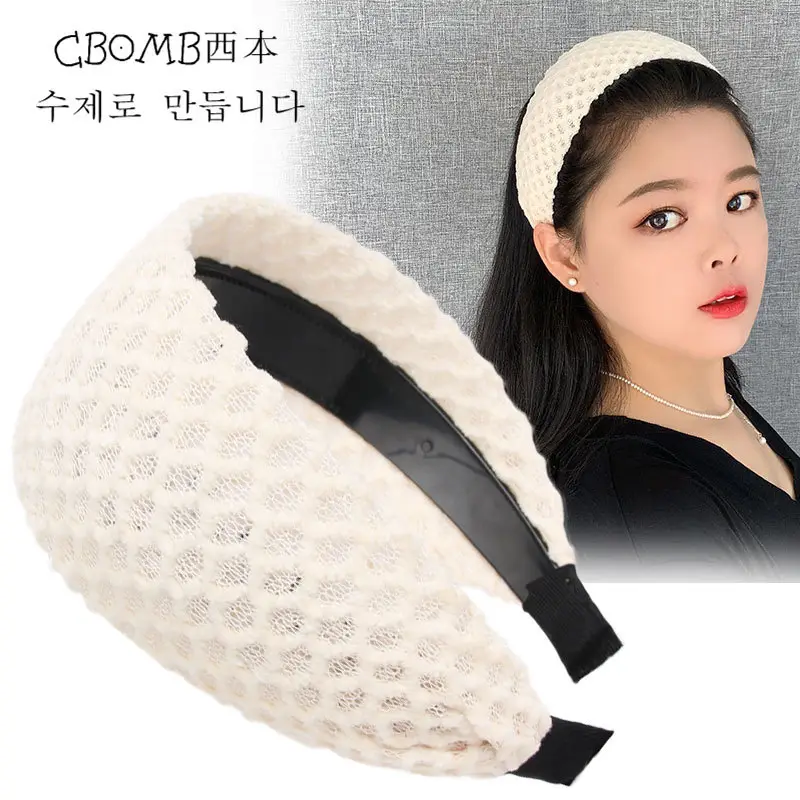 Black Faux Fur Wide Brim Headband with Hairpin - Image 4