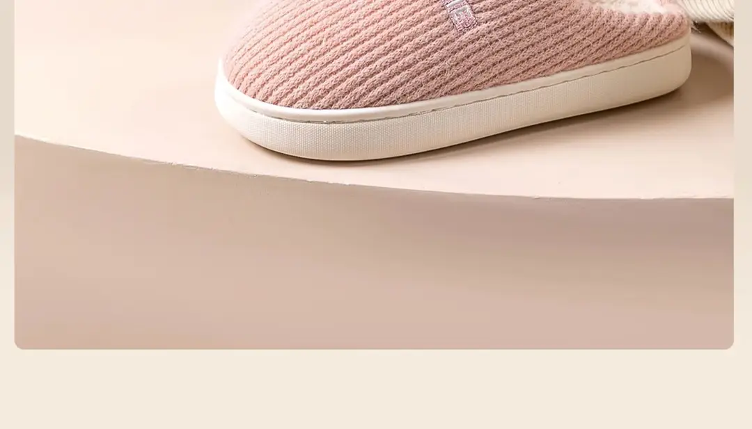 Non-Slip Cotton Slippers for Women, Autumn and Winter 2026 New Style Home Indoor Thick-Soled Warm Furry Slippers for Men in Winter — feature 2