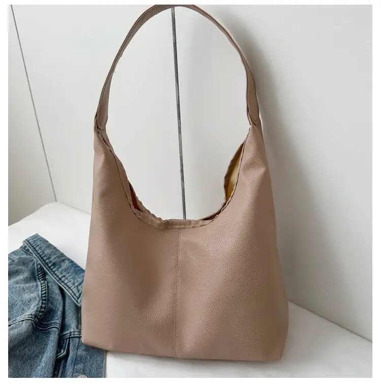 Black Retro Tote Bag for Women 2023 — feature 19