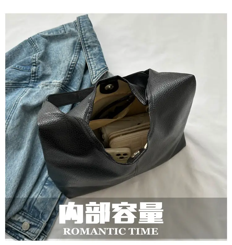 Black Retro Tote Bag for Women 2023 — feature 5
