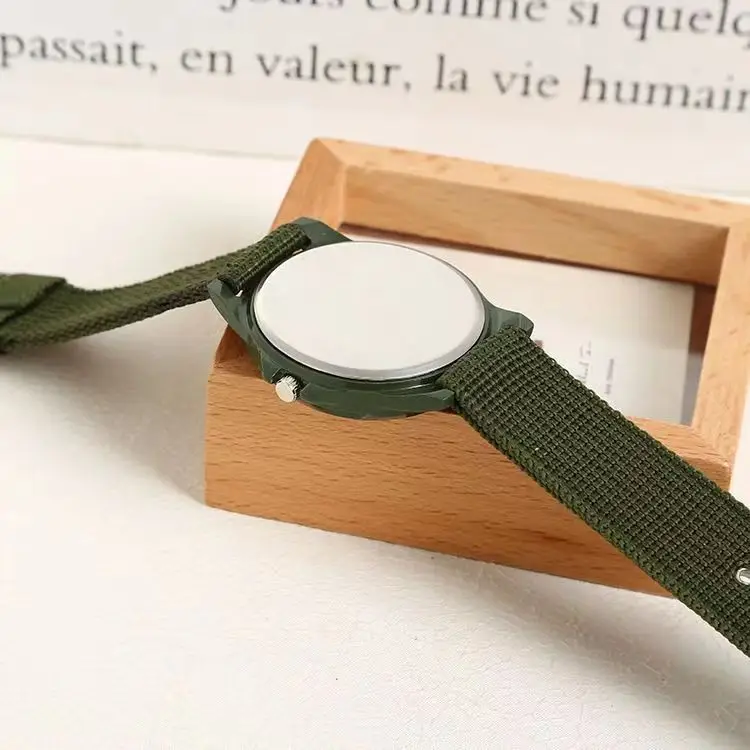 New Woven Strap Military Watch Gemius Swiss Fashionable Swiss Land, Sea, and Air Army Watch Sports Watch Wholesale — feature 7