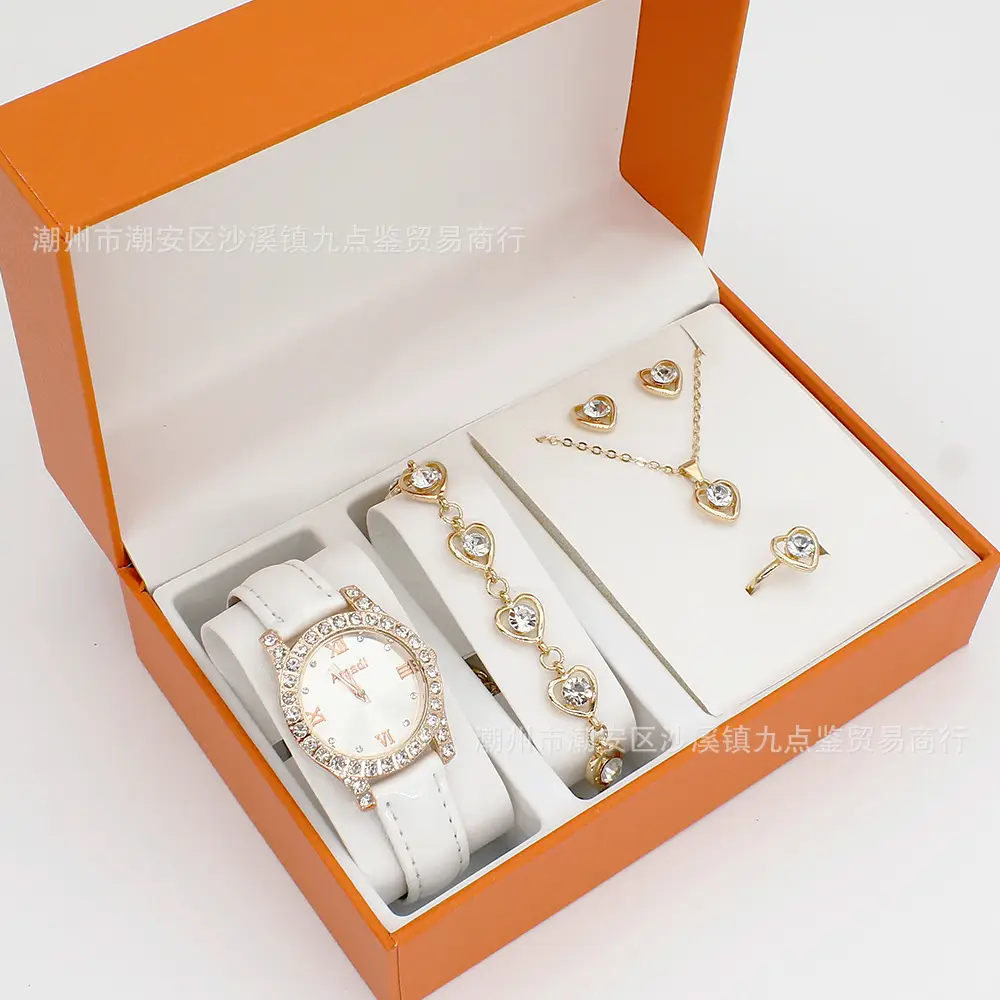 Gold Plated Heart Design Jewelry Set for Women — feature 6