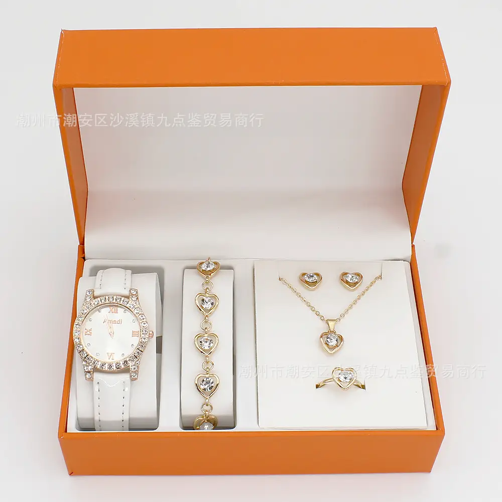 Gold Plated Heart Design Jewelry Set for Women — feature 7