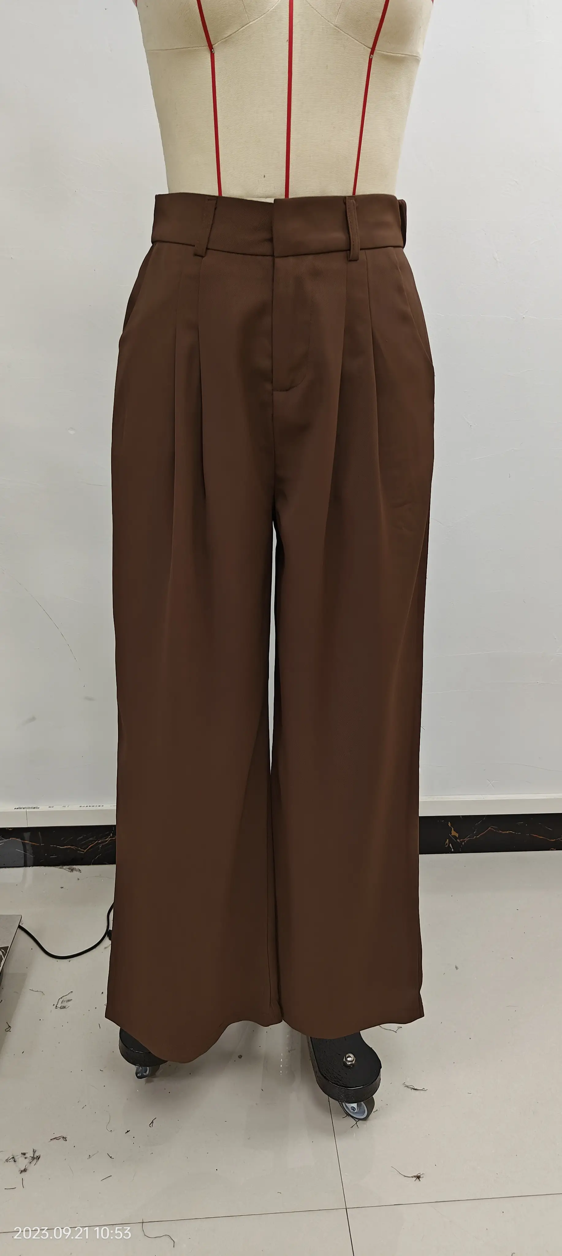 Women Wide Leg Pants with Pockets & Belt — feature 6