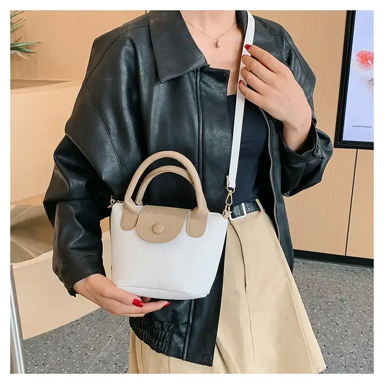 Women's Black Casual Mini Messenger Bag 2023 — feature 13