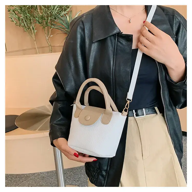 Women's Black Casual Mini Messenger Bag 2023 — feature 14