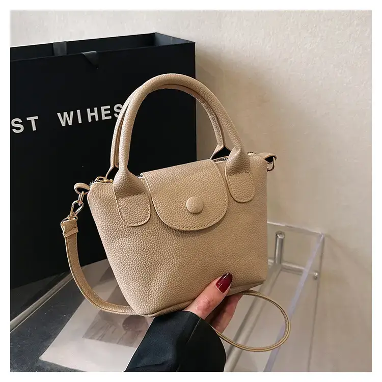 Women's Black Casual Mini Messenger Bag 2023 — feature 24