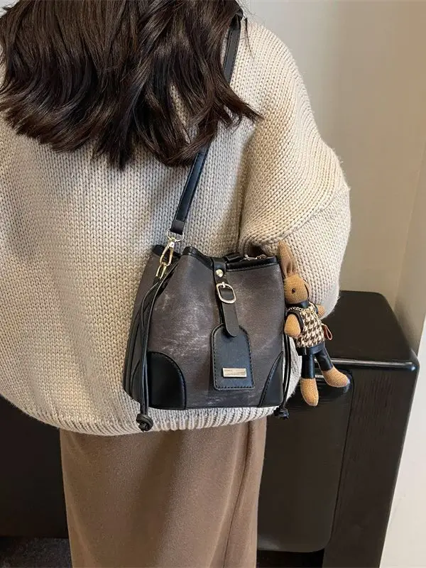 Korean Style Textured Shoulder Bag for Girls 2023 - Image 9